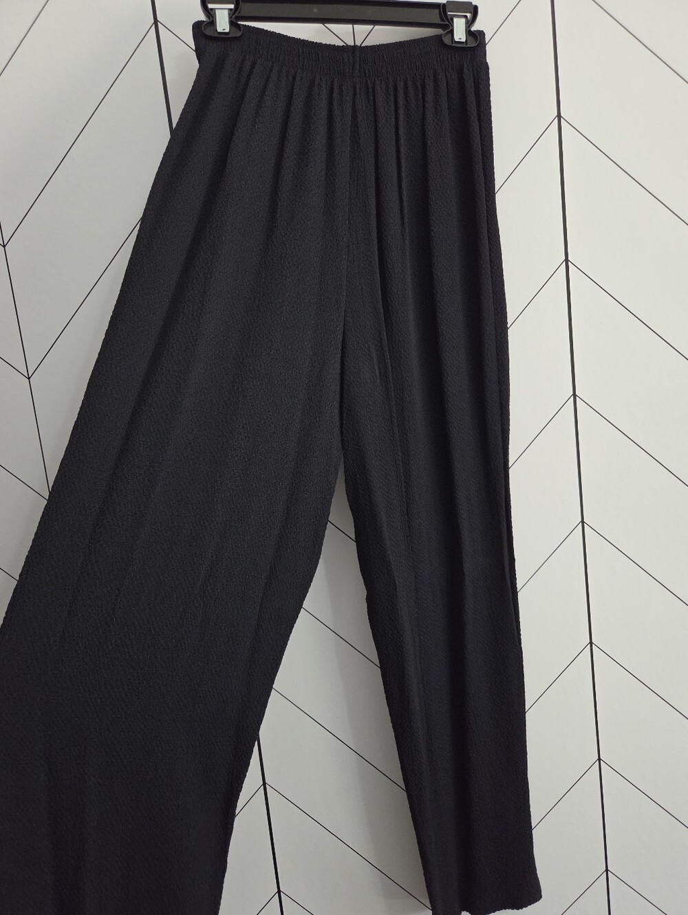 Vintage City Triangles Black Textured Pull-On Pants, Junior's Size 9